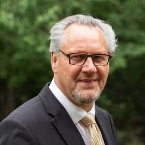 Dr. Adriaan Neele