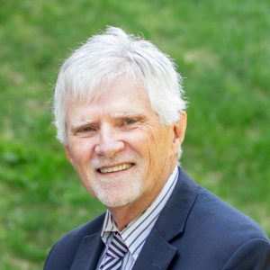 Dr. Michael Bar­rett